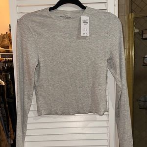 Cropped Abercrombie baby tee! NEVER WORN